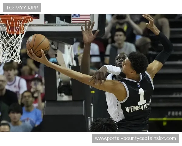 马刺主场火力全开大胜步行者 文班亚马砍下17分12篮板助队豪取五连胜